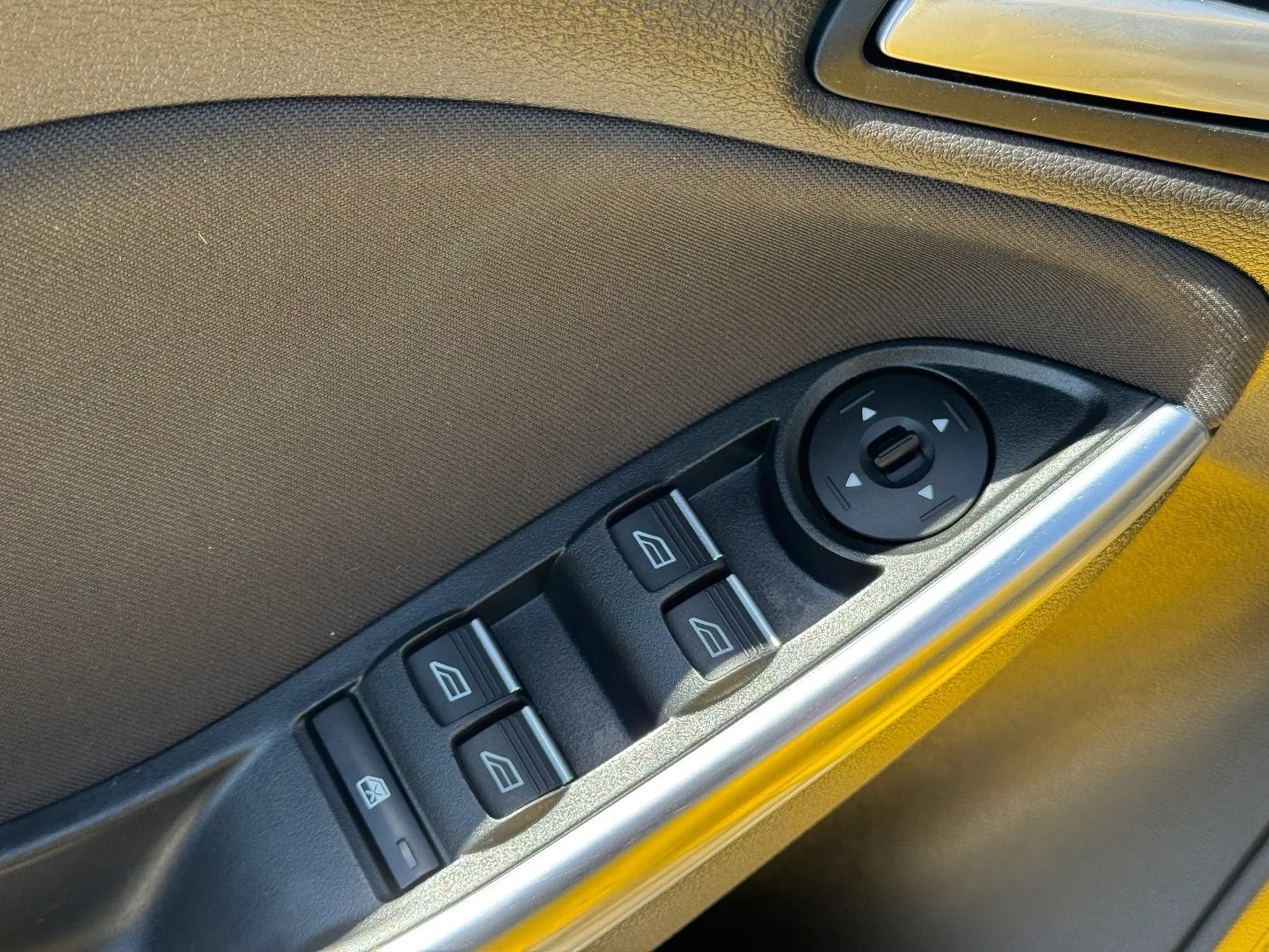 Used 2017 Ford Focus ST FWD image 16