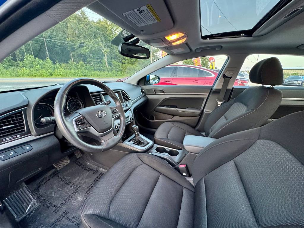 Used 2017 Hyundai Elantra Value Edition image 9