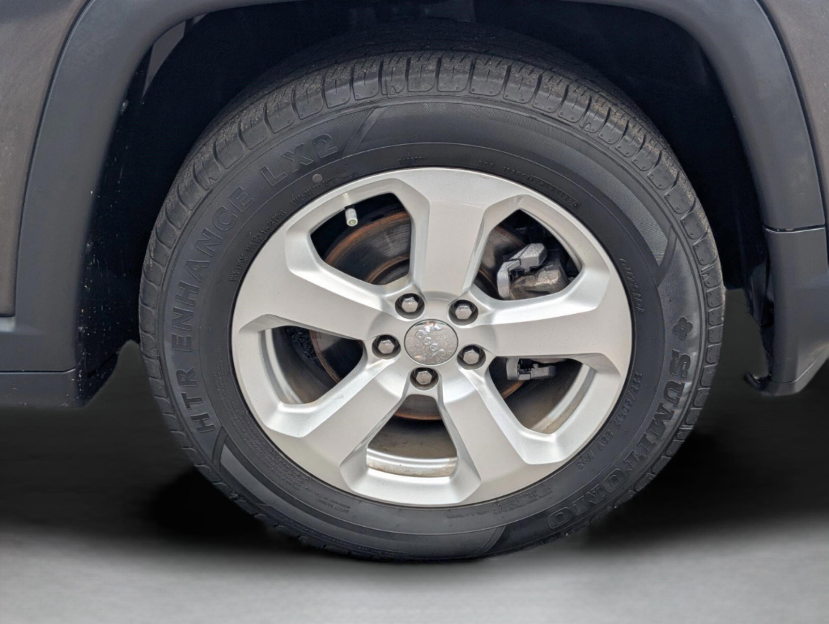 Used 2019 Jeep Compass Latitude image 19