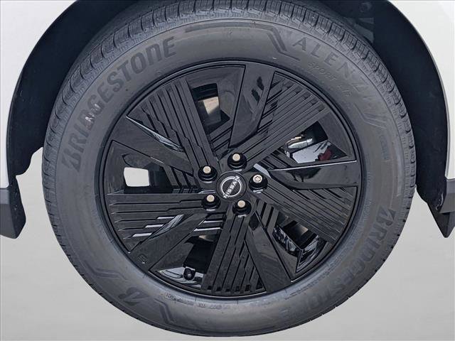 Used 2025 Nissan Murano SV image 9