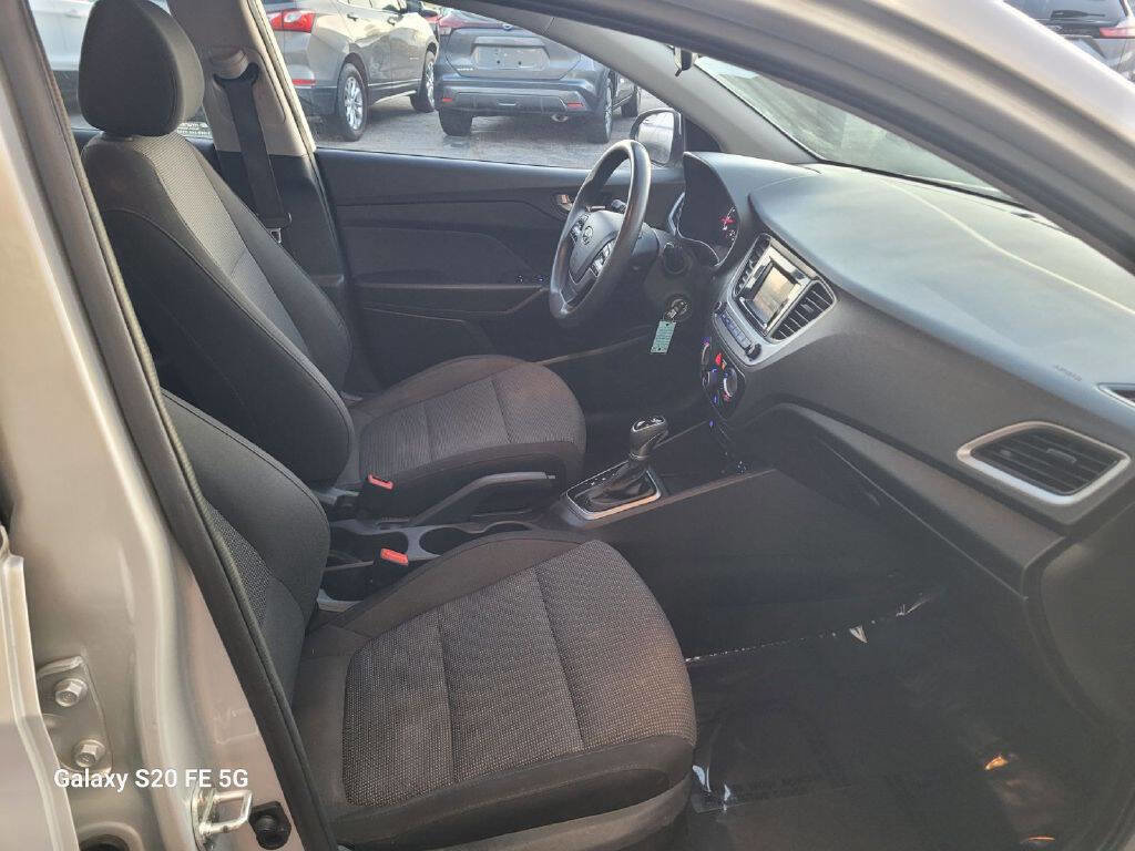 Used 2020 Hyundai Accent SE image 10
