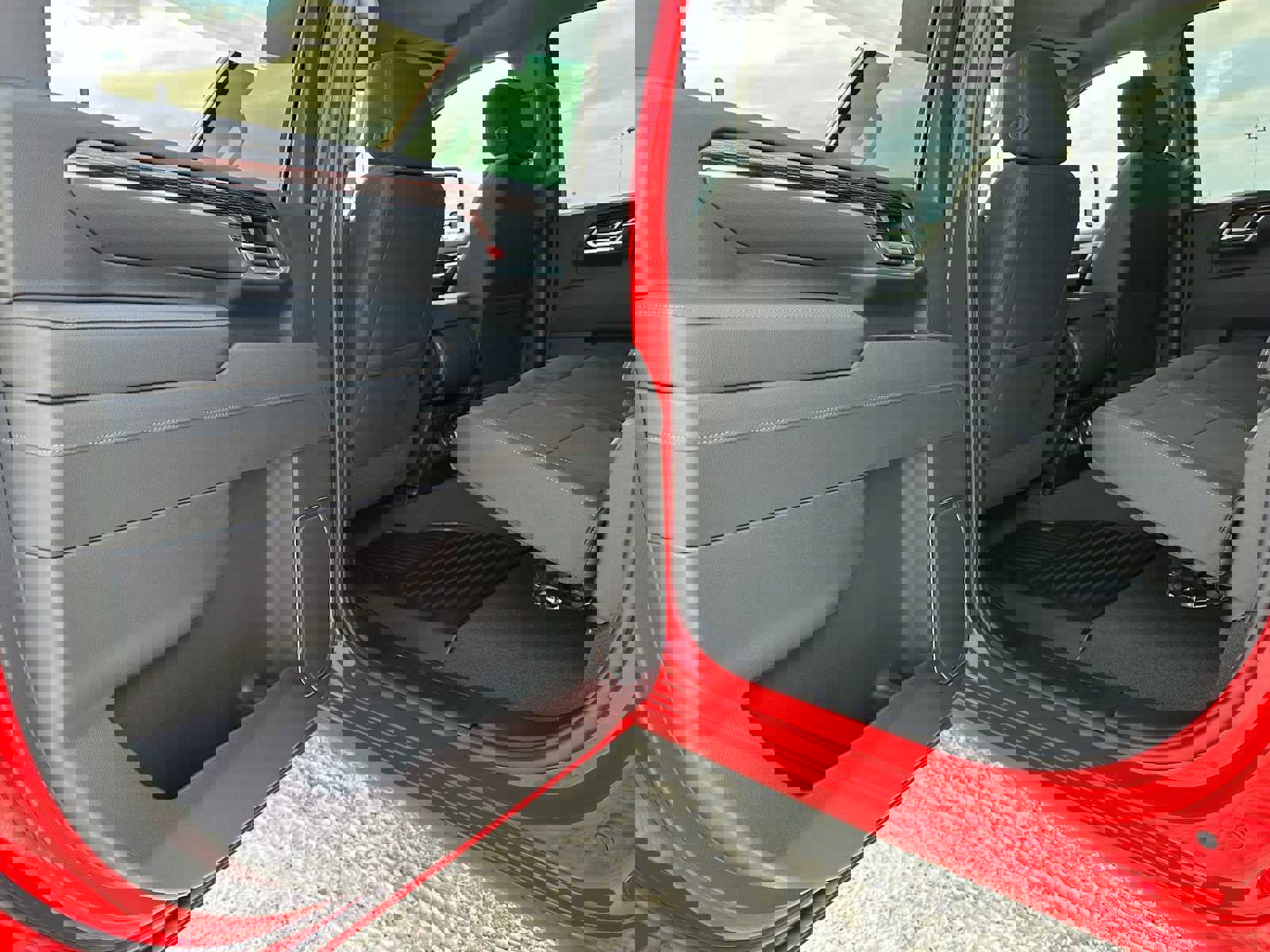 New 2026 GMC Sierra 2500 SLE image 15