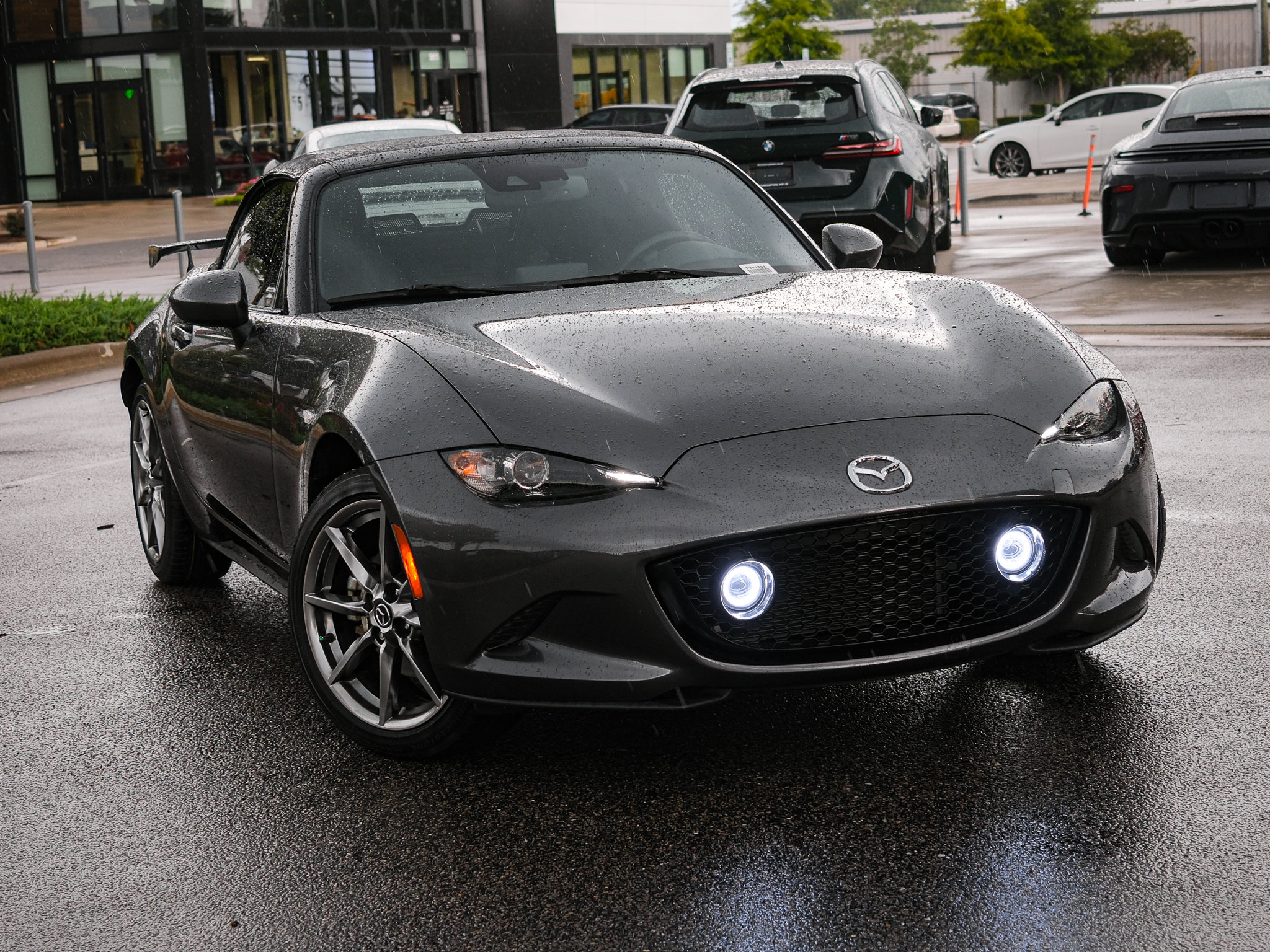 Certified 2022 MAZDA MX-5 Miata Grand Touring RWD image 2