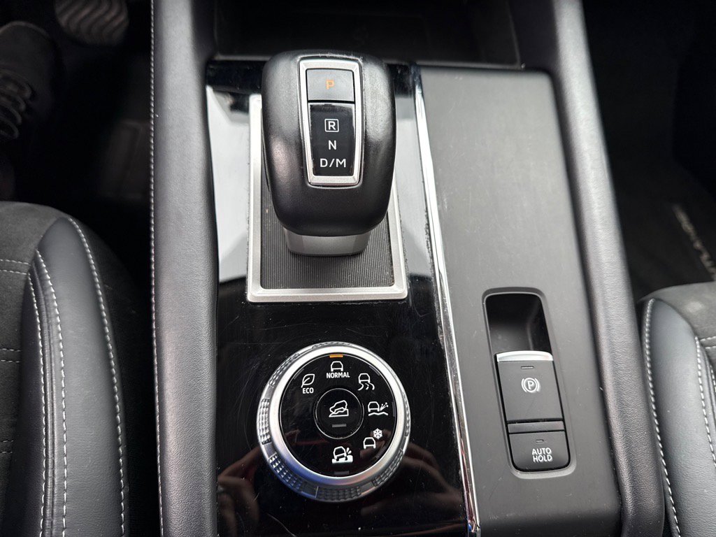 Used 2024 Mitsubishi Outlander SE image 19