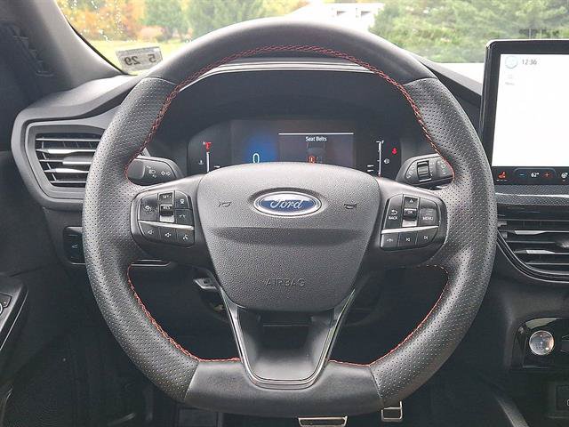 Certified 2024 Ford Escape ST-Line w/ Tech Pack #1 AWD/4WD image 16