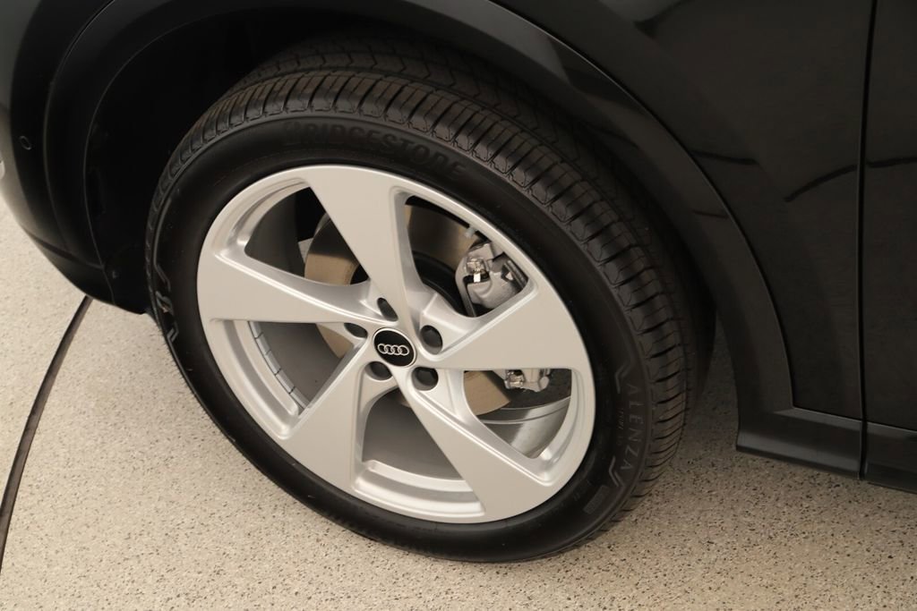 New 2025 Audi Q5 Premium Plus image 29