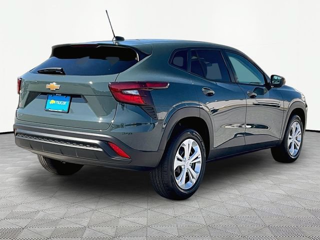 New 2026 Chevrolet Trax LS FWD image 6