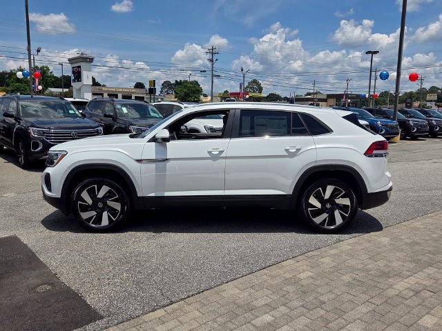 New 2026 Volkswagen Atlas Cross Sport SE FWD image 4