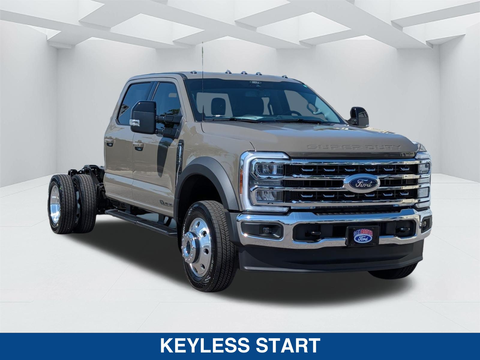 New 2026 Ford F450 Lariat AWD/4WD video 3