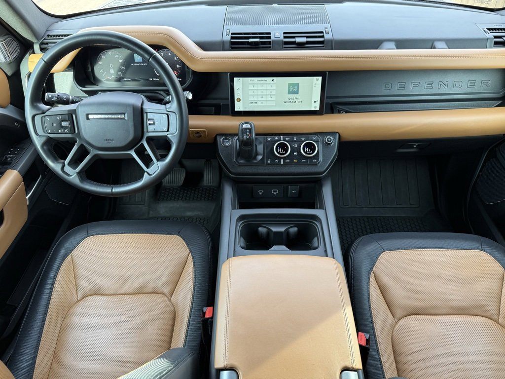 Certified 2023 Land Rover Defender 110 X-Dynamic SE image 18