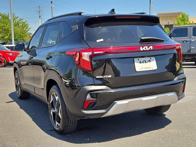 Used 2025 Kia Seltos S FWD image 11