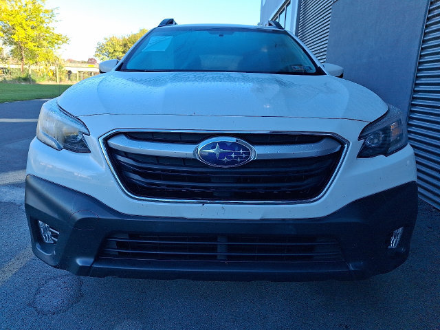 Used 2022 Subaru Outback Premium AWD/4WD image 2