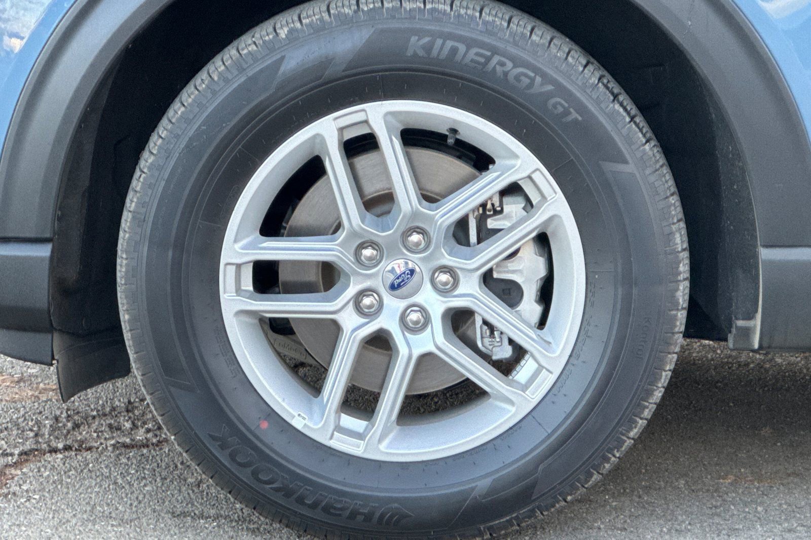 Used 2025 Ford Explorer Active image 28