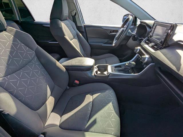 Used 2021 Toyota RAV4 XLE w/ Convenience Package image 20