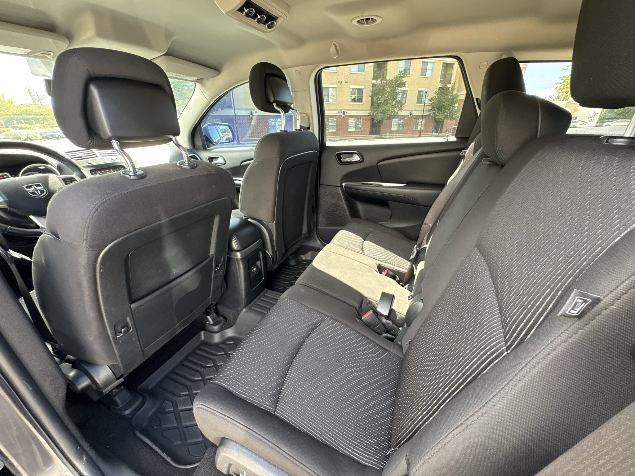 Used 2017 Dodge Journey SXT w/ Premium Group FWD image 16
