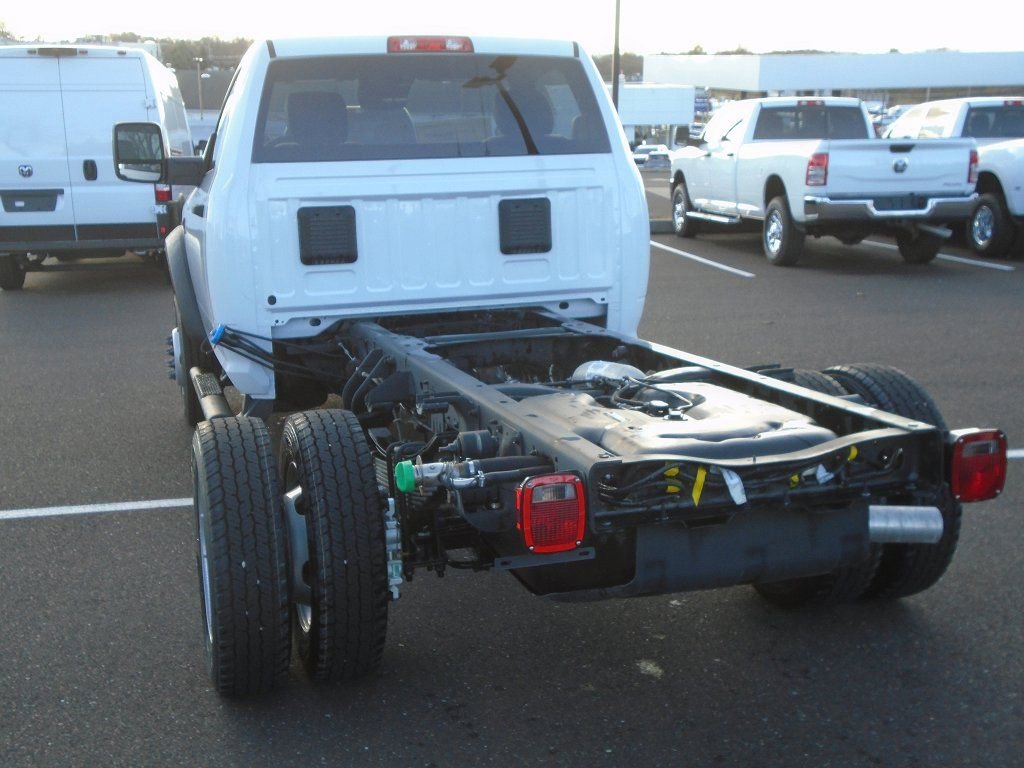 New 2024 RAM 5500 Tradesman w/ Safety Group image 3