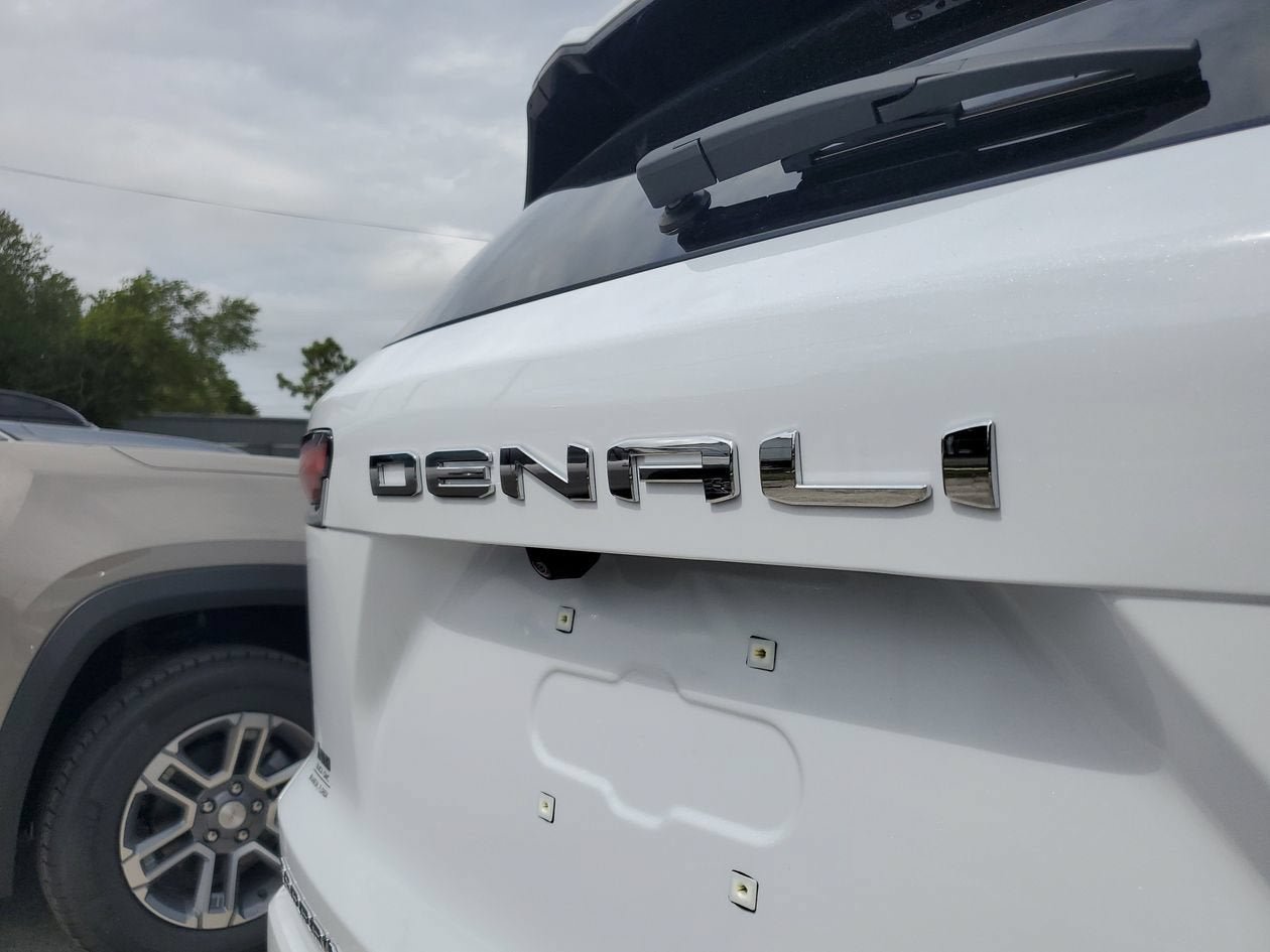 New 2026 GMC Terrain Denali AWD/4WD image 9