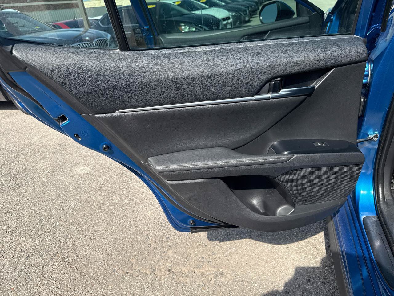 Used 2020 Toyota Camry XSE FWD image 12