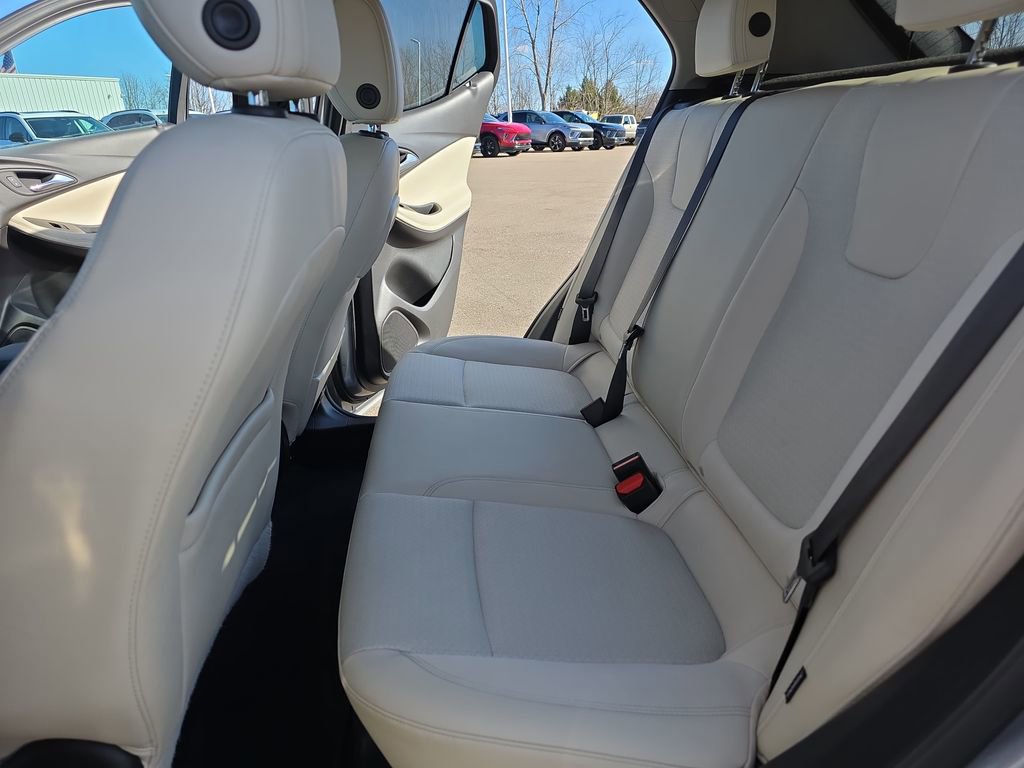 Used 2023 Buick Encore GX Preferred w/ Cold Weather Comfort Package image 14