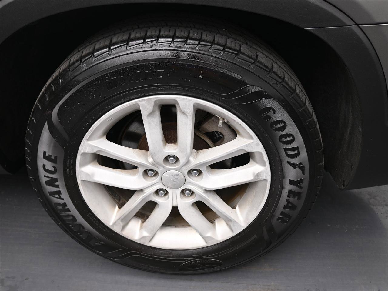 Used 2015 Kia Sorento LX image 19