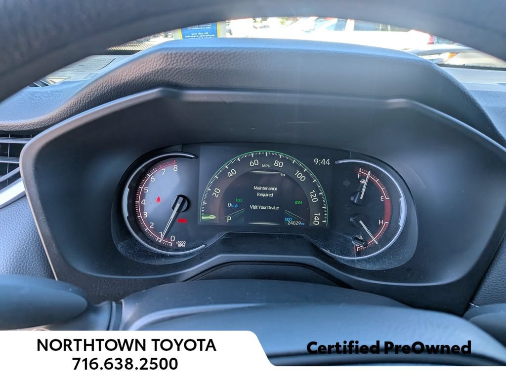 Used 2025 Toyota RAV4 XLE AWD/4WD image 9