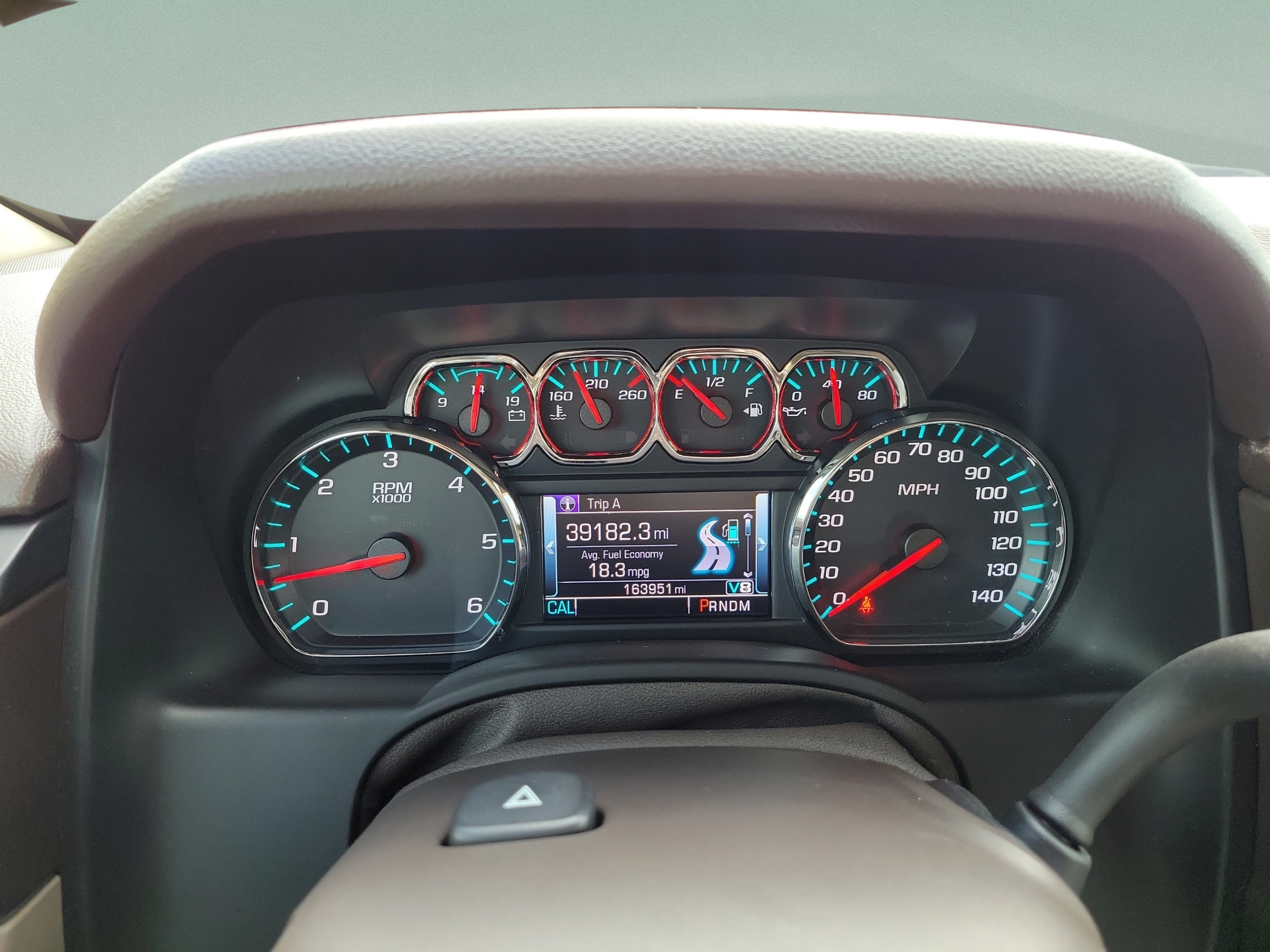 Used 2016 Chevrolet Suburban LTZ RWD image 31