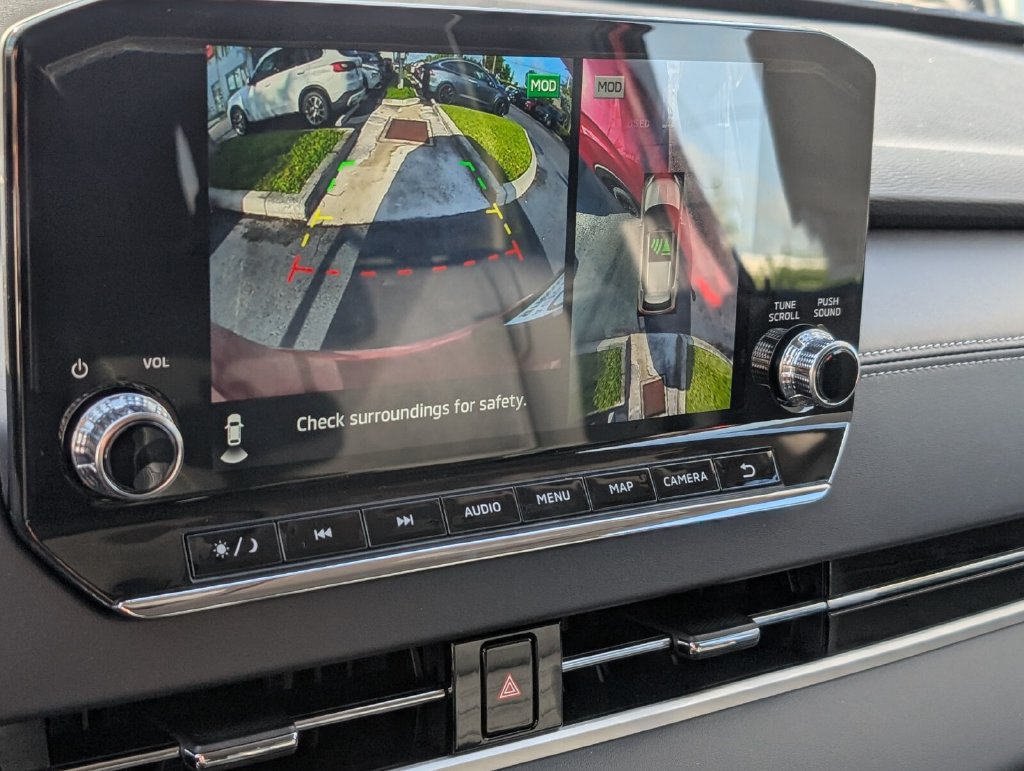 New 2026 Nissan Rogue SL AWD/4WD image 17