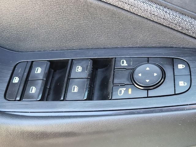 Certified 2023 Nissan Rogue S AWD/4WD image 8