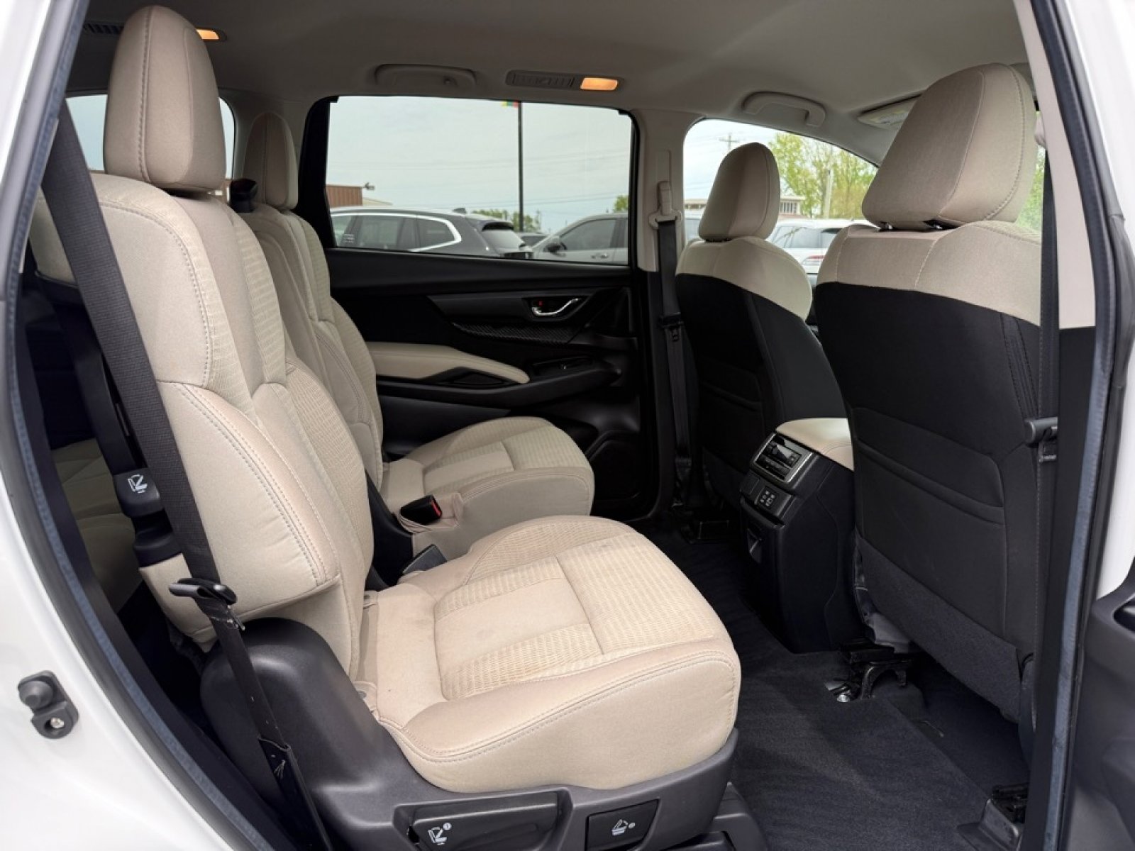 Used 2024 Subaru Ascent Premium w/ Convenience Package AWD/4WD image 25
