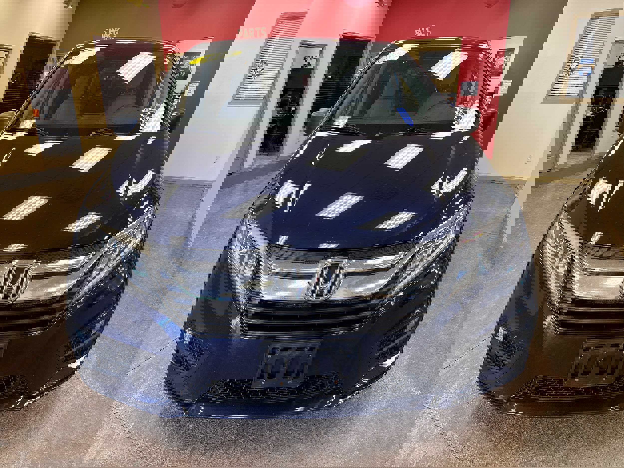Used 2018 Honda Odyssey LX video 2
