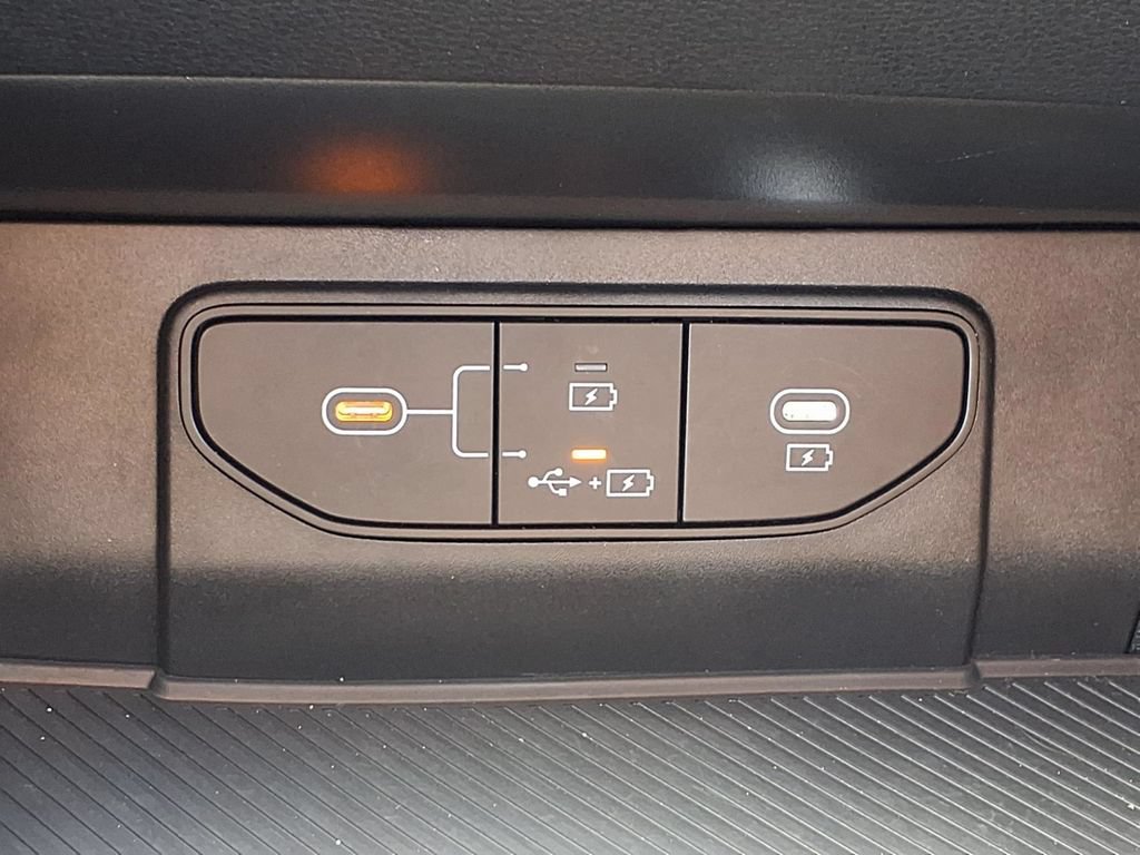 Certified 2026 Kia Sportage LX FWD image 8