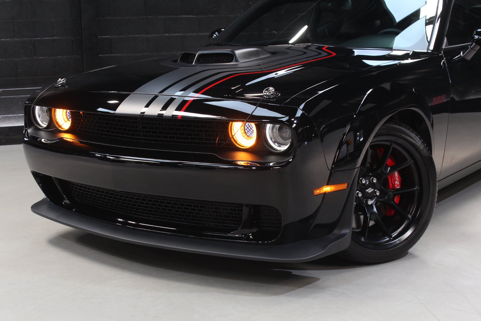 Used 2023 Dodge Challenger R/T Scat Pack RWD image 9
