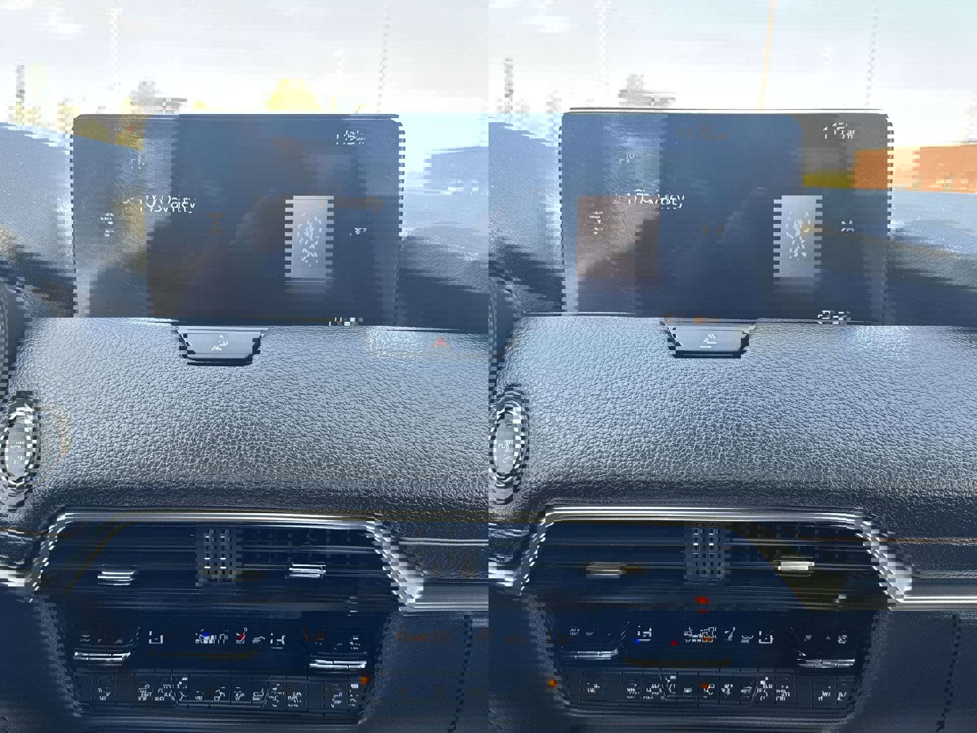 Used 2025 MAZDA CX-70 Plug-In Hybrid w/ Premium Pkg AWD/4WD image 16