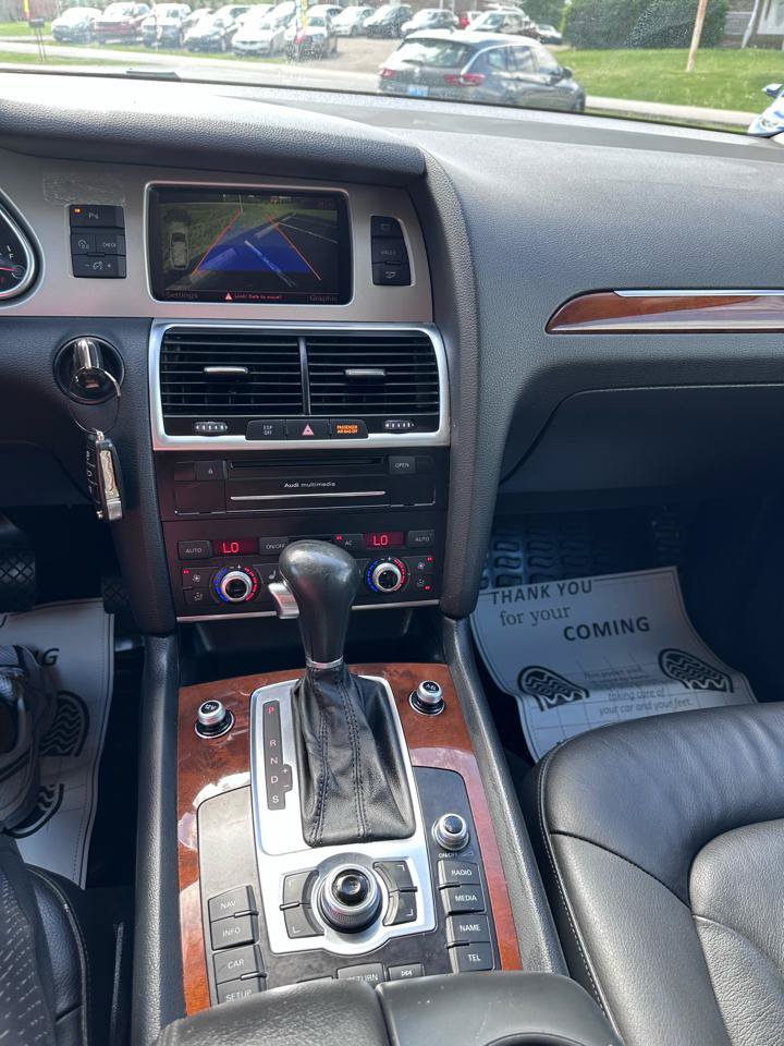 Used 2010 Audi Q7 3.6 Premium Plus AWD/4WD image 34
