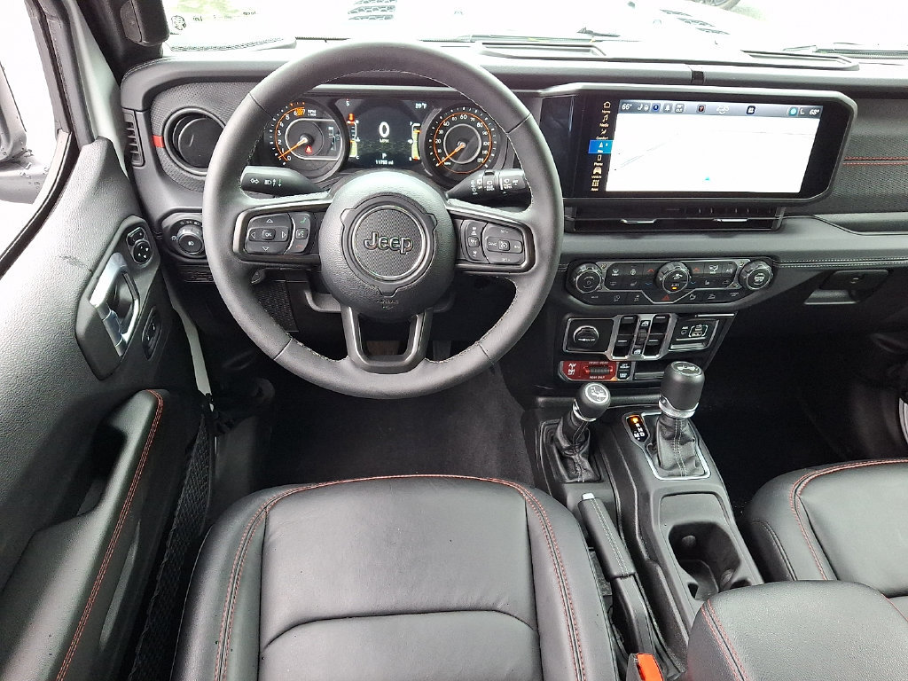 Certified 2026 Jeep Wrangler Unlimited Rubicon AWD/4WD image 11