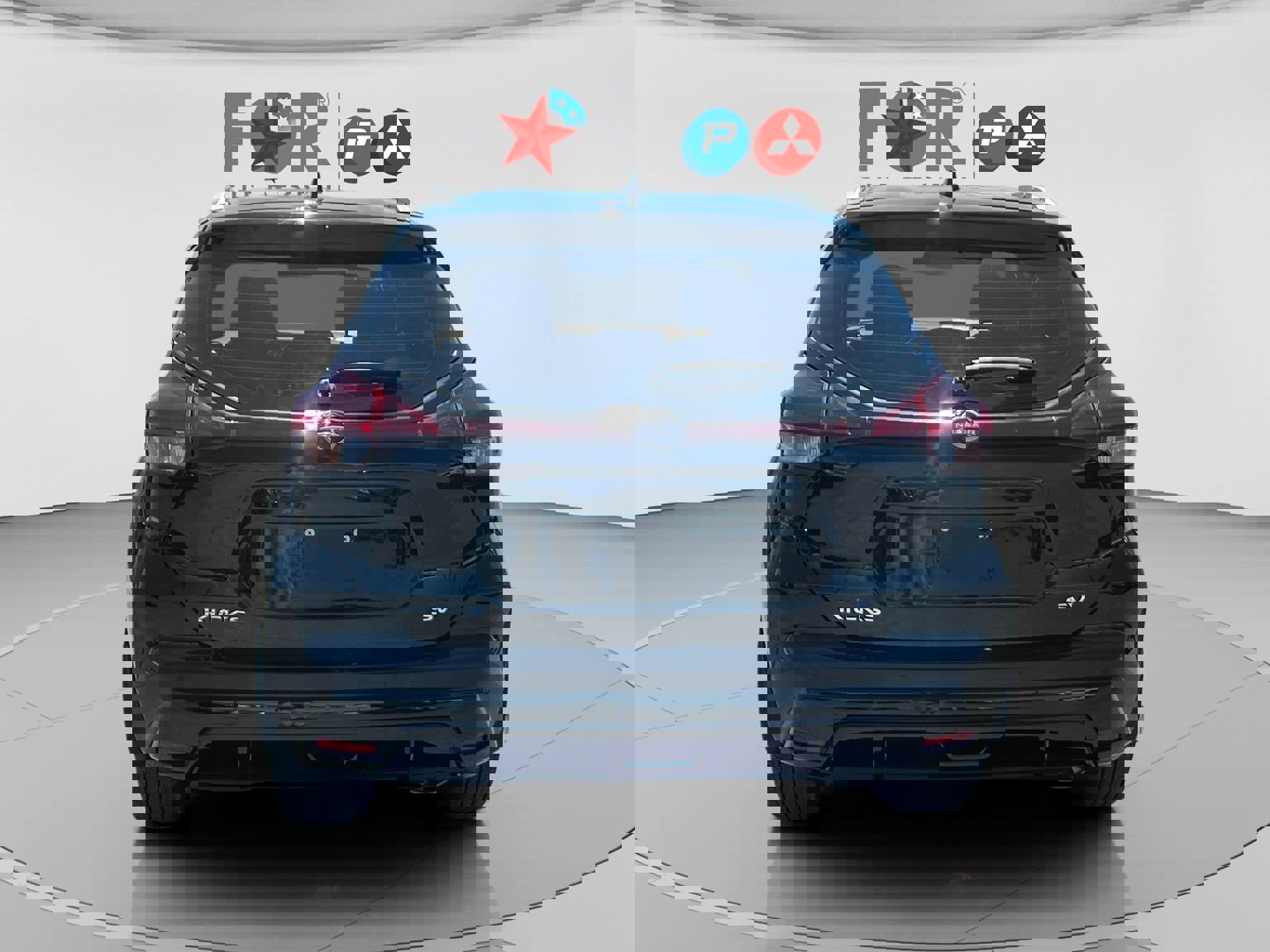 Used 2023 Nissan Kicks SV image 4