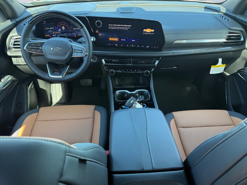 New 2027 Chevrolet Traverse Z71 w/ Enhanced Driving Package AWD/4WD image 10