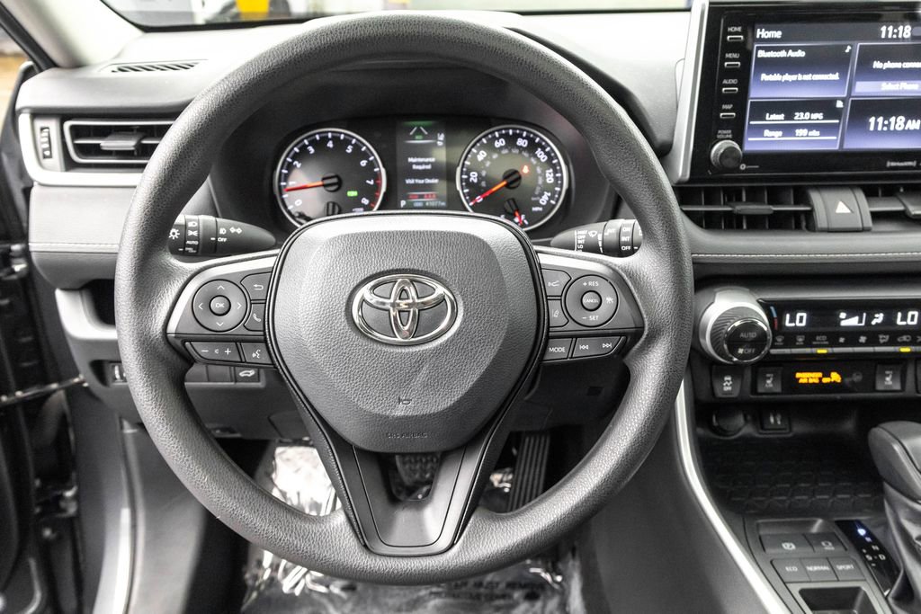 Used 2019 Toyota RAV4 XLE w/ Convenience Package image 17