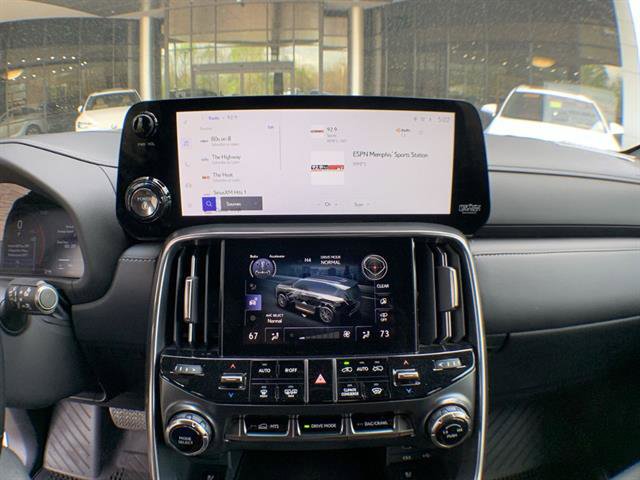 Certified 2025 Lexus LX 700h Luxury w/ Appearance Package image 16