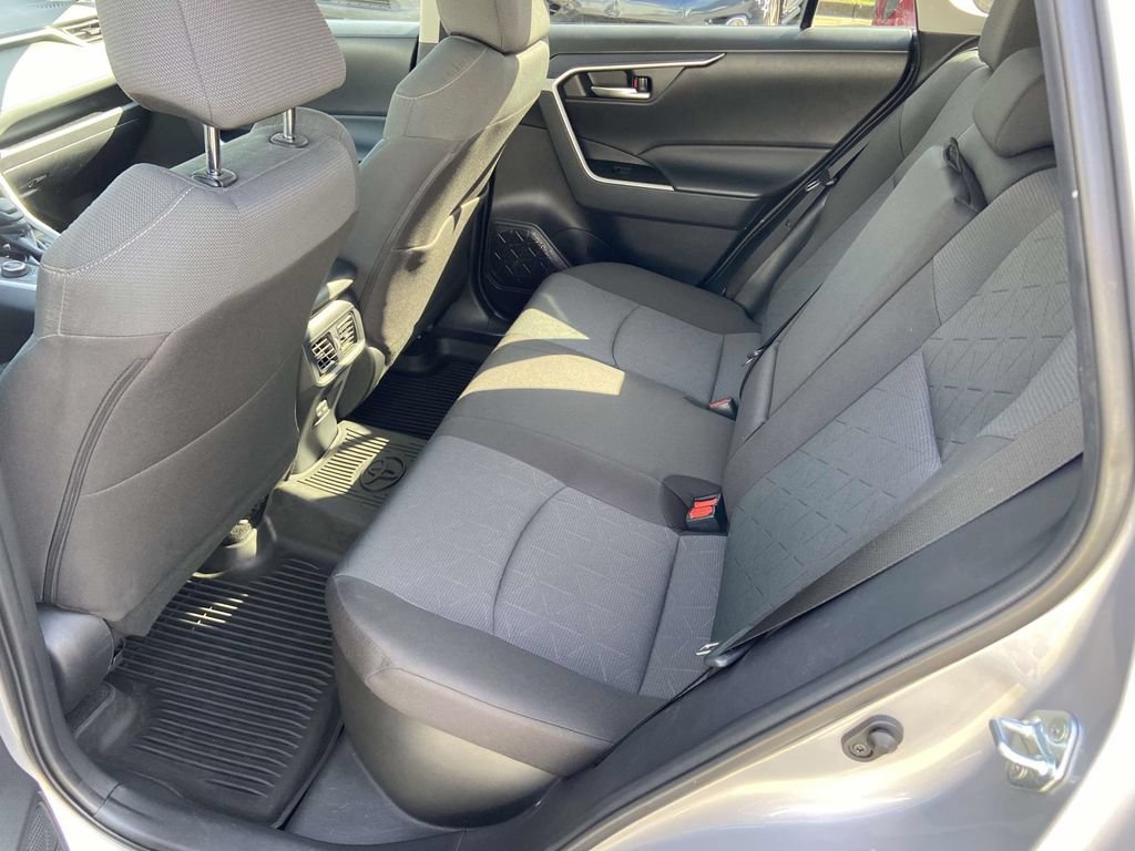 Used 2024 Toyota RAV4 XLE w/ Convenience Package AWD/4WD image 20