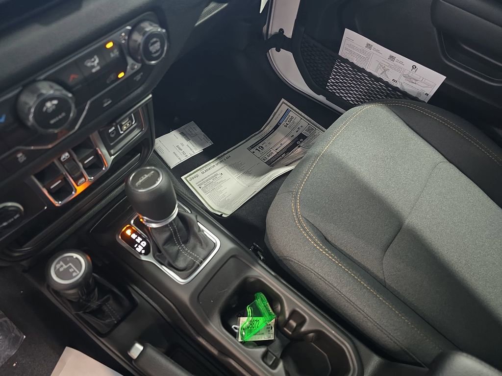 New 2026 Jeep Gladiator Sport AWD/4WD image 25