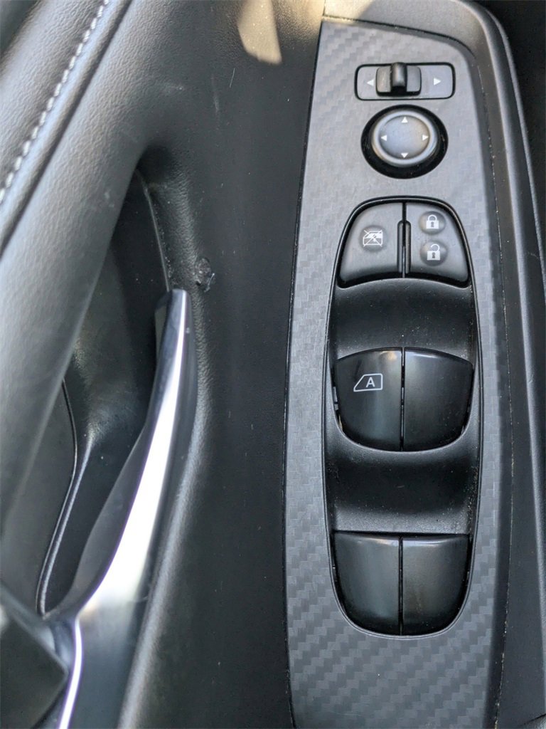 Used 2024 Nissan Sentra SV w/ Lighting Package image 23