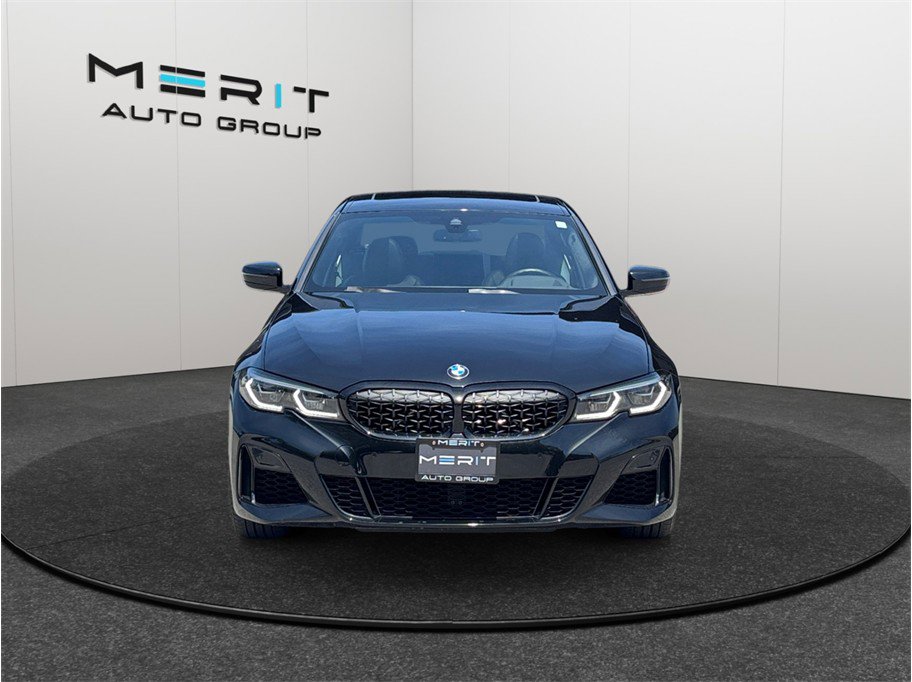 Used 2022 BMW M340i xDrive w/ Premium Package AWD/4WD image 3