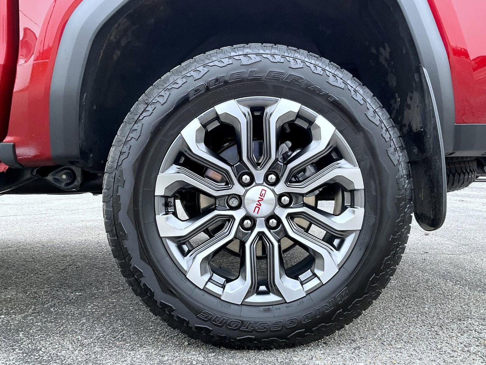 Certified 2024 GMC Canyon Denali image 22