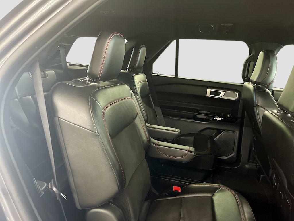 Used 2022 Ford Explorer ST-Line image 27