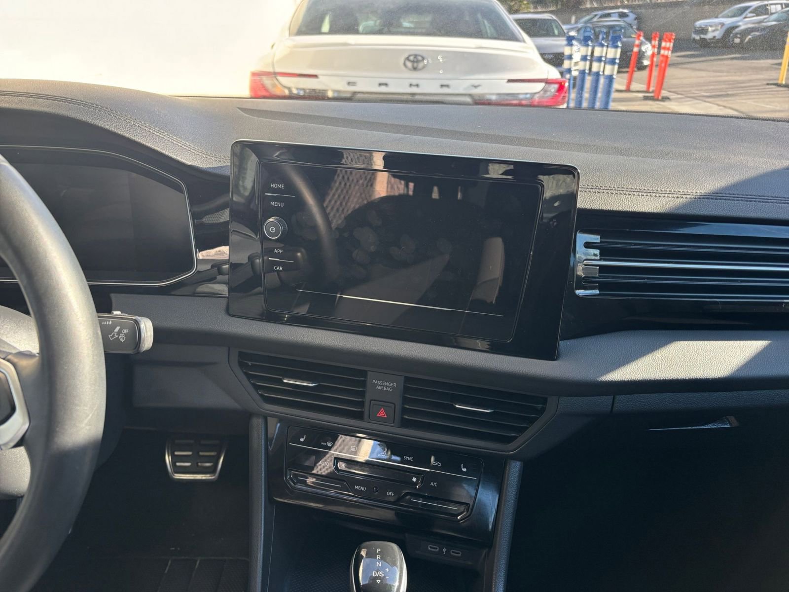 Used 2025 Volkswagen Jetta Sport image 18