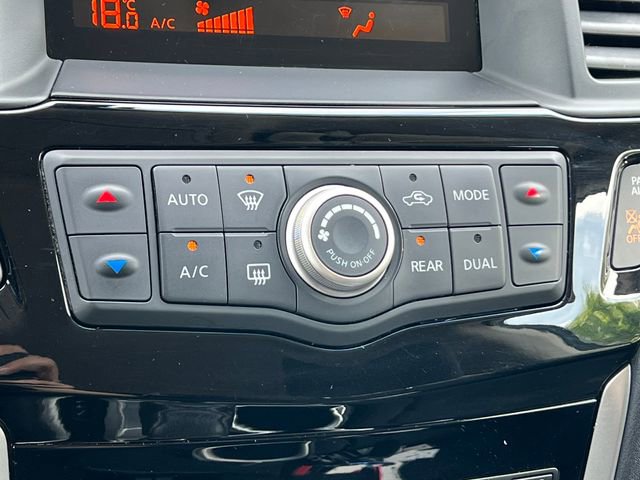 Used 2015 Nissan Pathfinder S AWD/4WD image 21