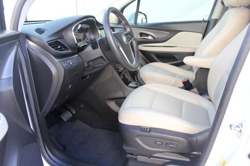 Used 2018 Buick Encore Essence AWD/4WD image 9