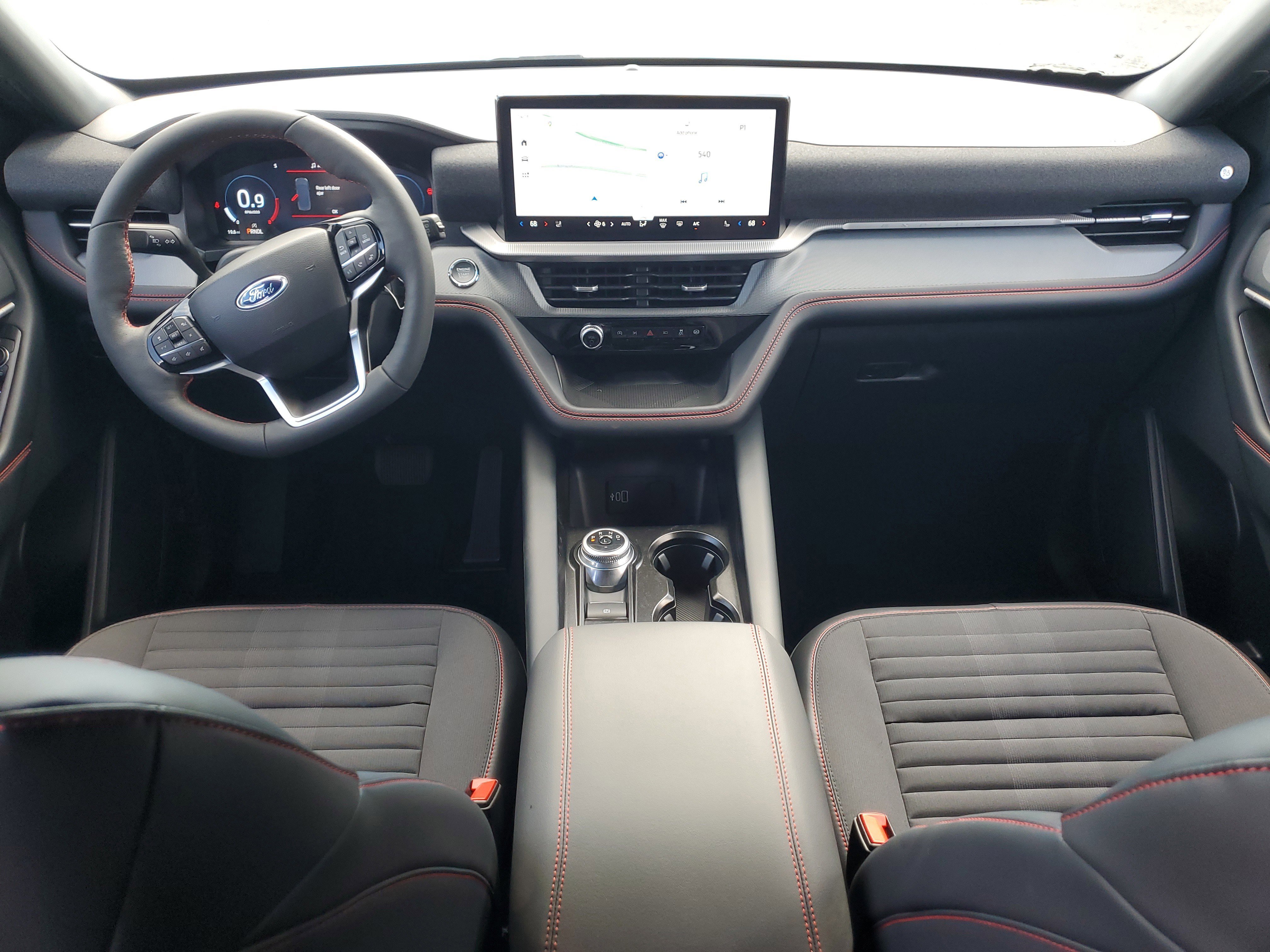 New 2026 Ford Explorer ST-Line w/ ST-Line Street Pack image 13
