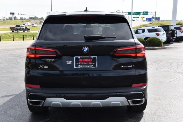 Used 2022 BMW X5 xDrive40i w/ Executive Package AWD/4WD image 6